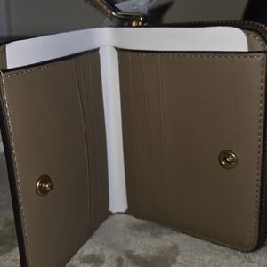 Elegant Tan Women's Wallet